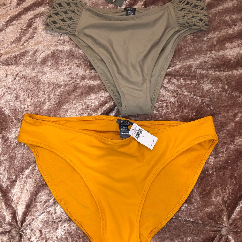 American Eagle Bikini Bottoms( Set of 2) | L | NWT
